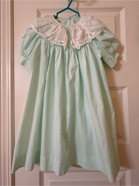 Lavender Blue 2T Mint Green Lace Collar Dress